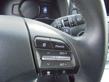 En savoir plus sur cette annonce de FORD Kuga 2.0 TDCi 150ch Sport Platinium 4x4 PowerShift d’occasion à vendre chez Garage du Lac FORD Kuga d’occasion à vendre à Ville-la-Grand