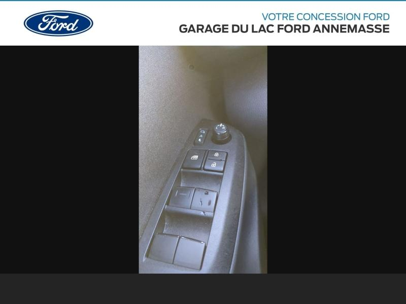 agency.seo.links.detann.title TOYOTA Yaris Cross d’occasion à vendre à ANNEMASSE chez GARAGE DU LAC (Photo 14)