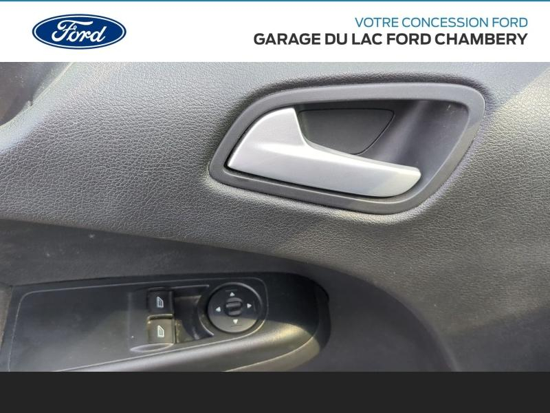 FORD Transit Courier VUL d’occasion à vendre à ANNEMASSE chez GARAGE DU LAC (Photo 13)